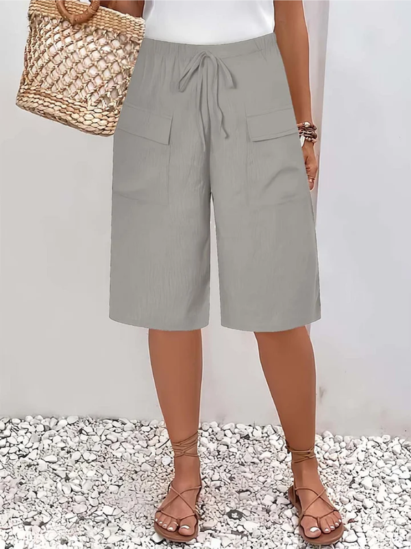 Women's Bermuda Shorts with Adjustable Waist and Utility Pockets